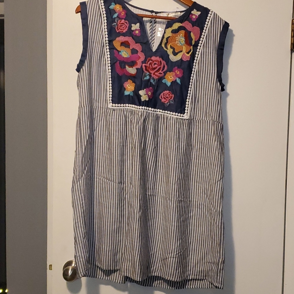 Embroidered peasant boho dress Andrée by Unit